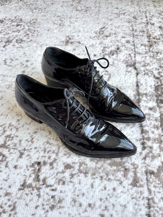 Baldinini Shoes - Baldinini Italy Made Pointed Black Patent Leather Oxford Lace-Up Shoes (Size 6)